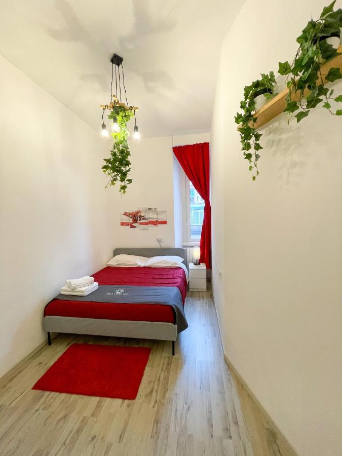 Dea Dreams Apartment Piazzale Lodi Wi-Fi Metro A 2 Passi Milan Exterior photo